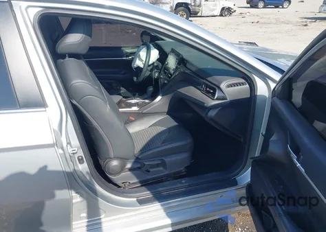 2022 Toyota Camry Se из США, поврежденный, VIN 4T1G11AK0NU069140